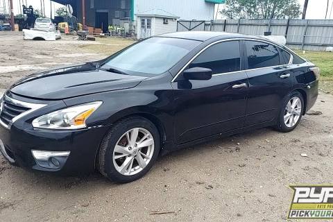 Photo of 2015 Nissan Altima