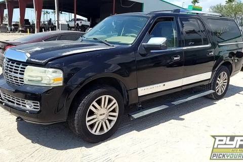 Photo of 2008 Lincoln Navigator