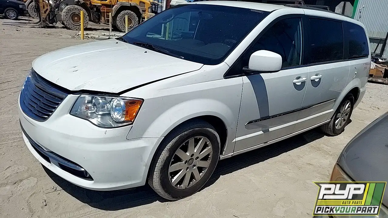 Photo of 2014 Chrysler Town & Country