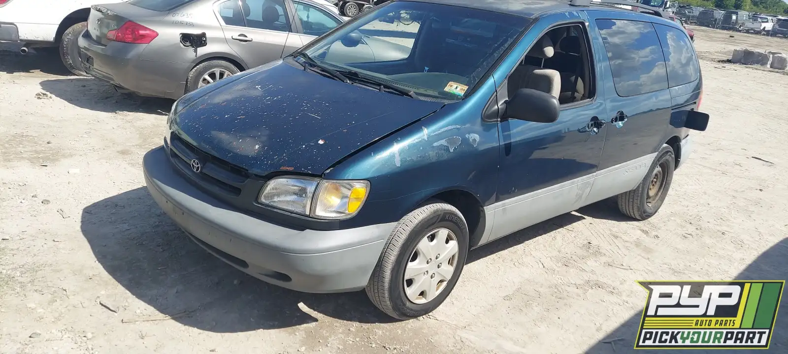 Photo of 1998 Toyota Sienna