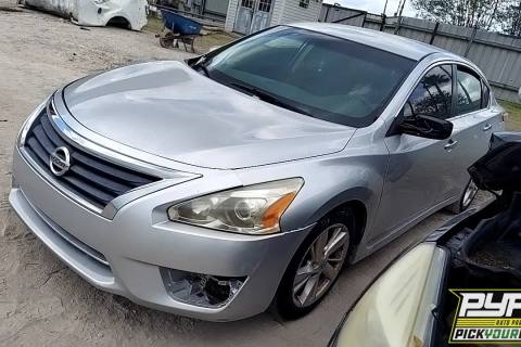 Photo of 2015 Nissan Altima
