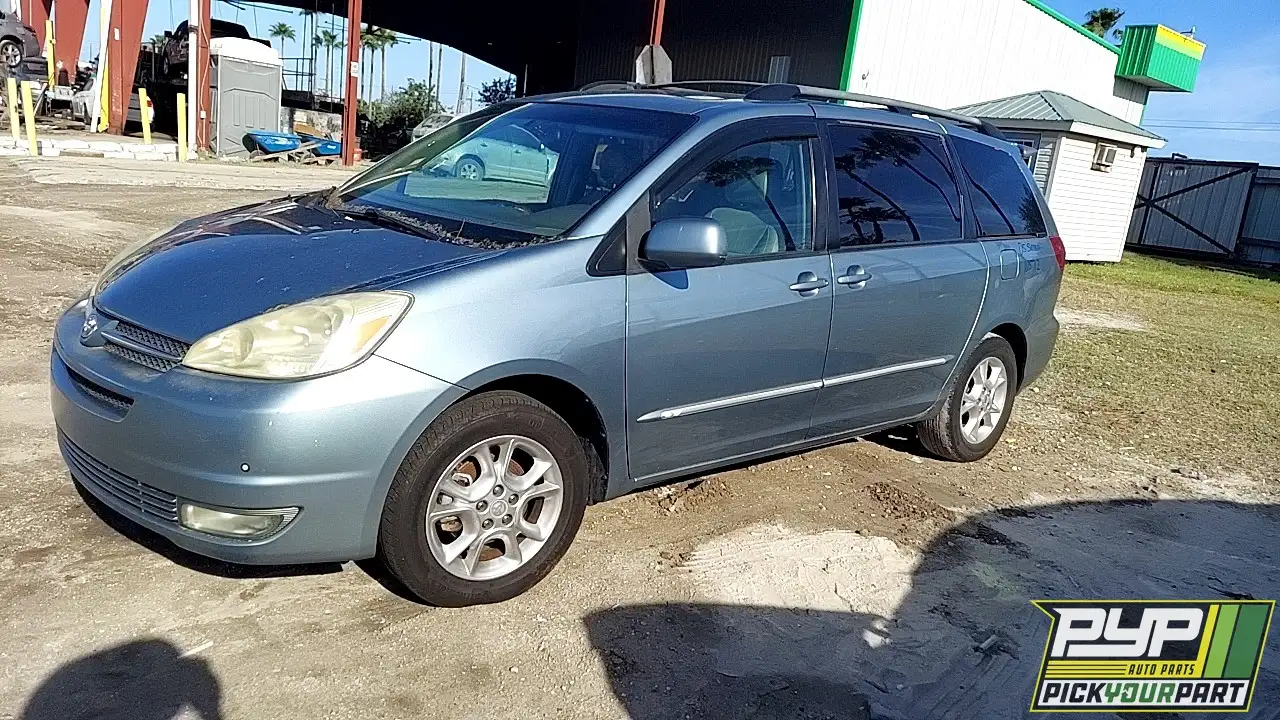 Photo of 2005 Toyota Sienna