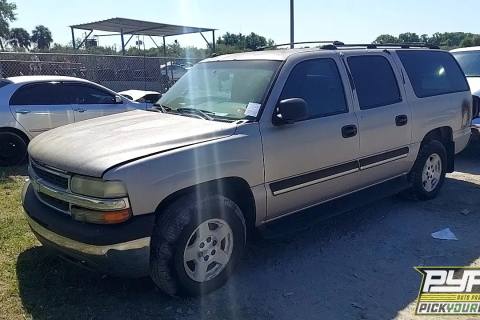 Photo of 2004 Chevrolet Suburban 1500