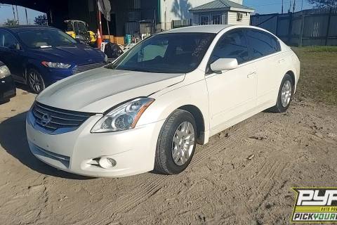 Photo of 2011 Nissan Altima