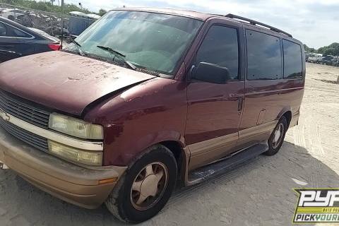 Photo of 2001 Chevrolet Astro