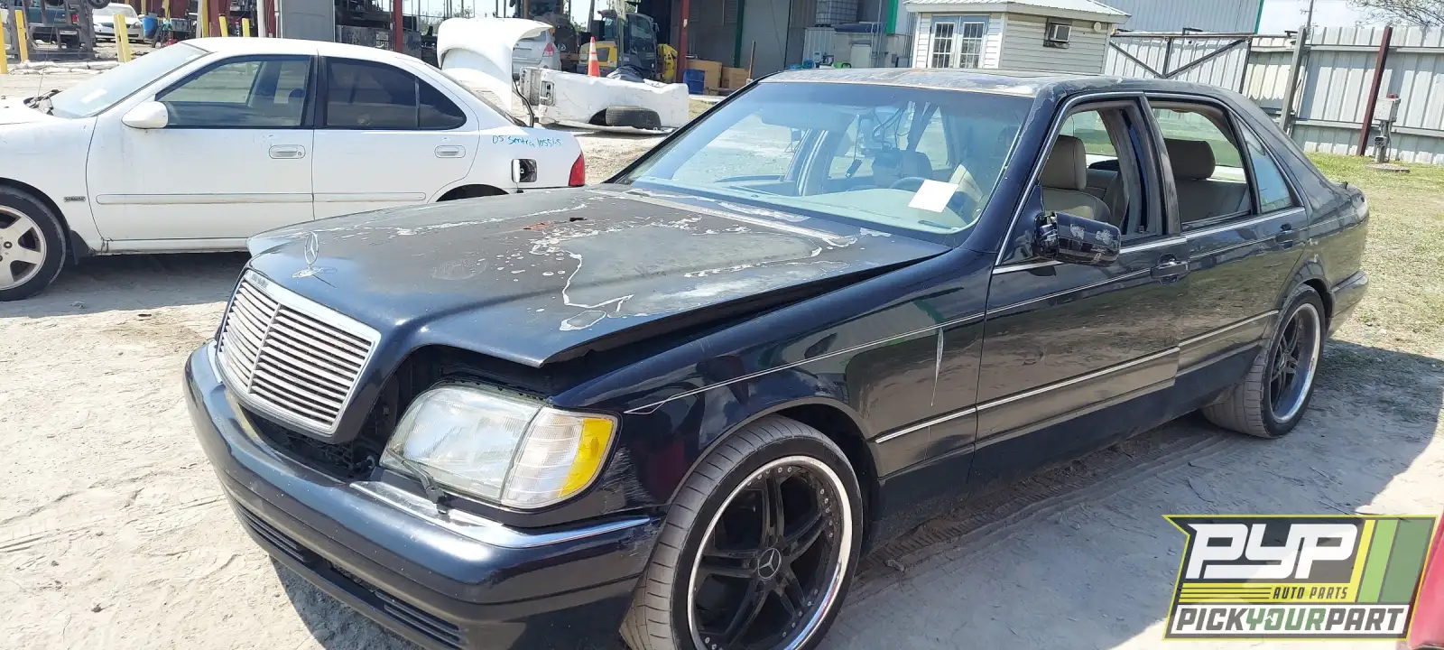 Photo of 1999 Mercedes-Benz S320