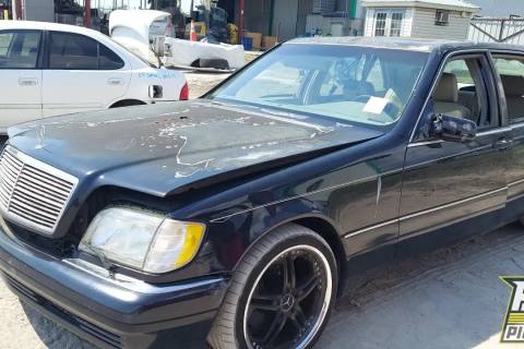 Photo of 1999 Mercedes-Benz S320