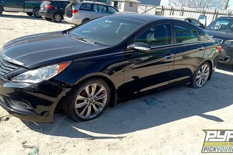 Photo of 2012 Hyundai Sonata