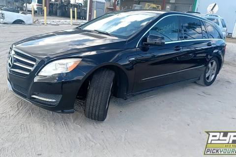 Photo of 2012 Mercedes-Benz R350