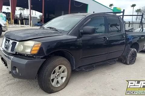 Photo of 2004 Nissan Titan