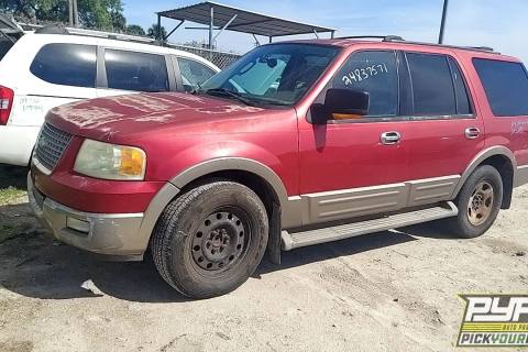 Photo of 2004 Ford Expedition