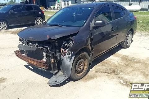 Photo of 2015 Nissan Versa