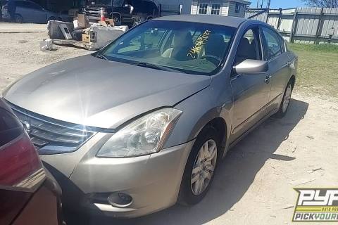 Photo of 2012 Nissan Altima
