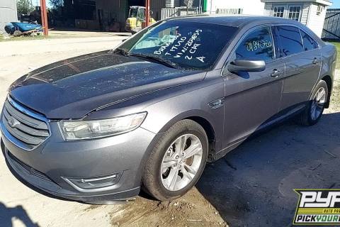 Photo of 2013 Ford Taurus