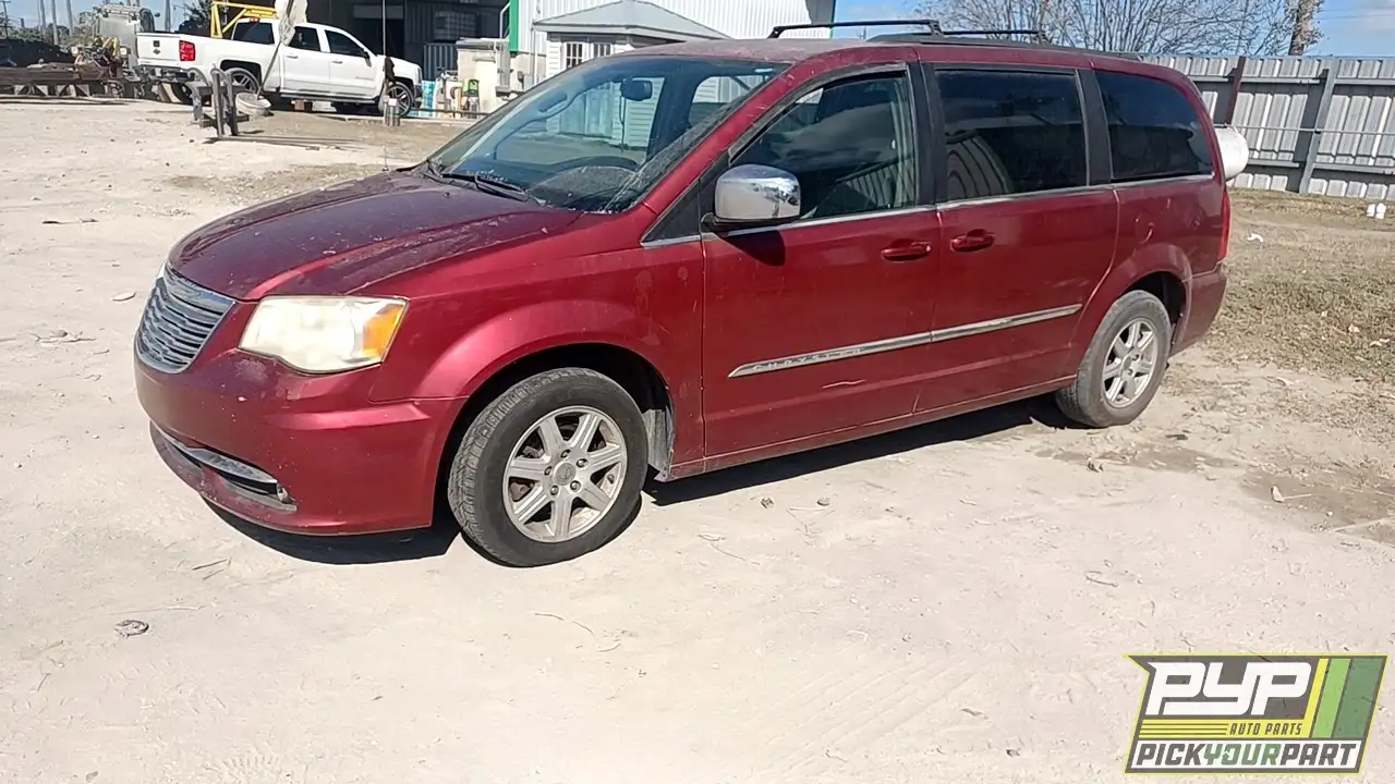 Photo of 2012 Chrysler Town & Country