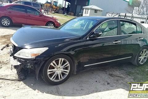 Photo of 2011 Hyundai Genesis