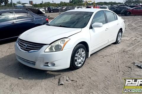 Photo of 2010 Nissan Altima