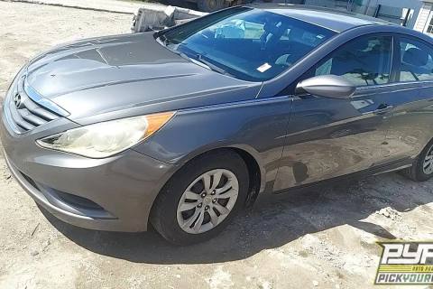 Photo of 2011 Hyundai Sonata