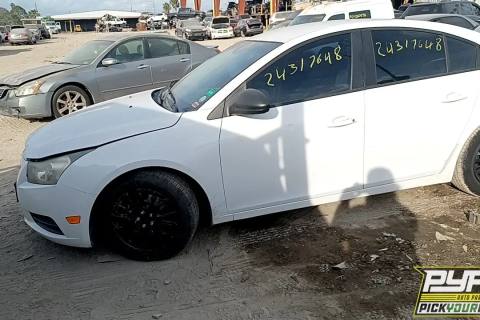 Photo of 2014 Chevrolet Cruze