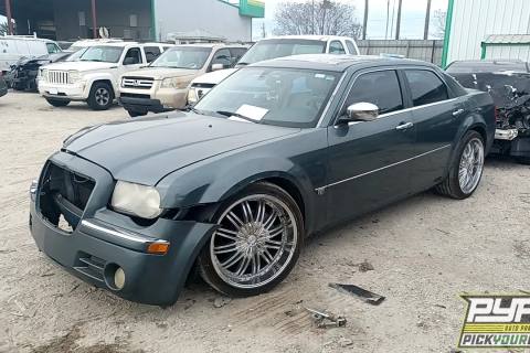 Photo of 2005 Chrysler 300