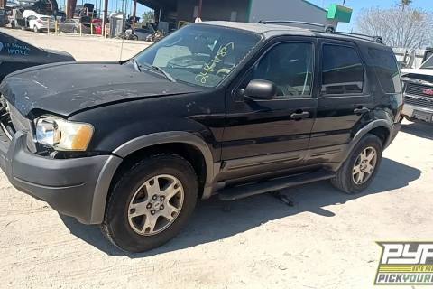 Photo of 2003 Ford Escape