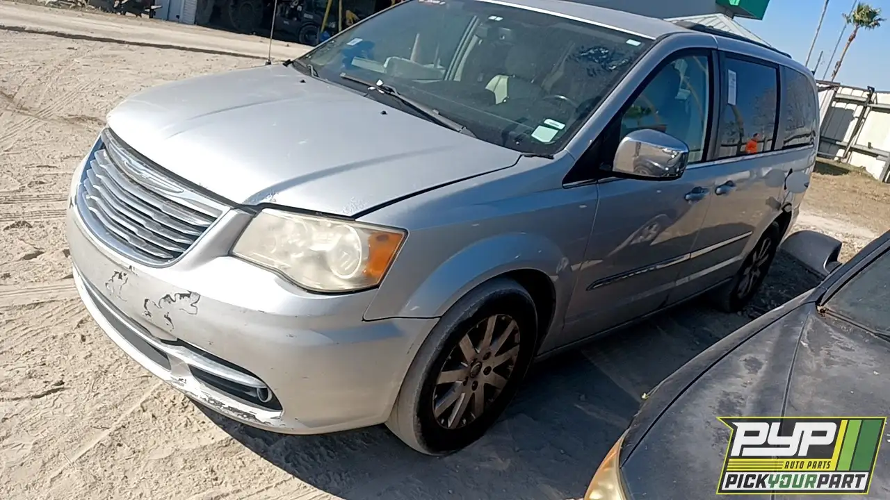 Photo of 2011 Chrysler Town & Country