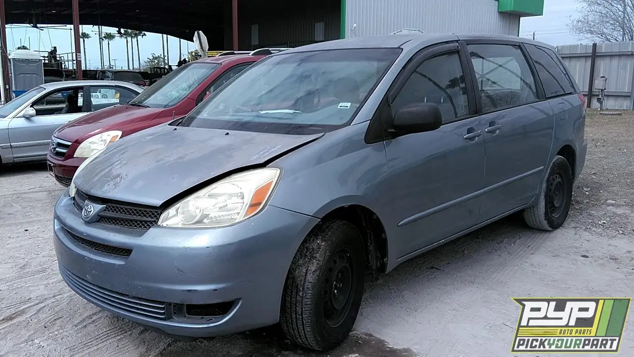 Photo of 2004 Toyota Sienna