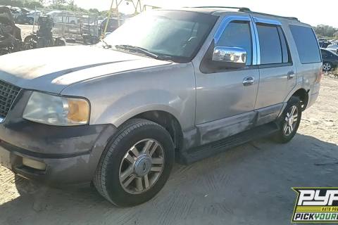 Photo of 2003 Ford Expedition