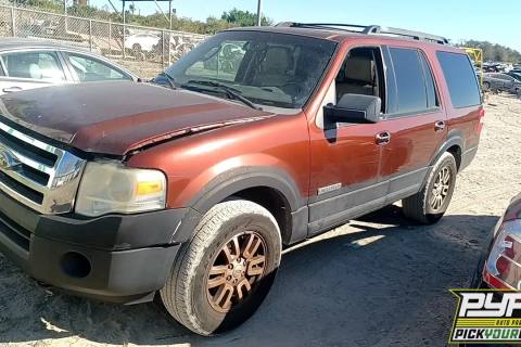 Photo of 2008 Ford Expedition