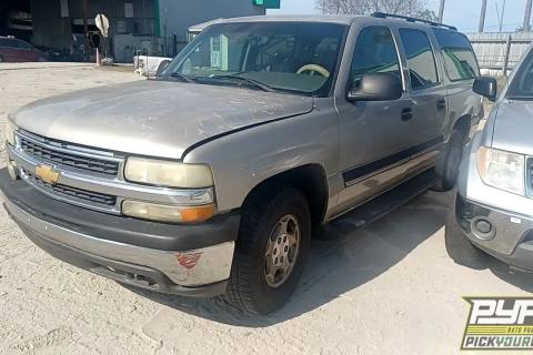 Photo of 2004 Chevrolet Suburban 1500