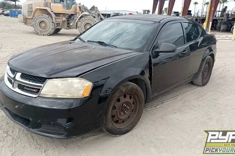Photo of 2014 Dodge Avenger
