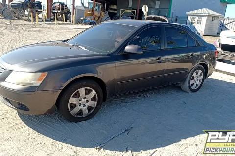 Photo of 2010 Hyundai Sonata