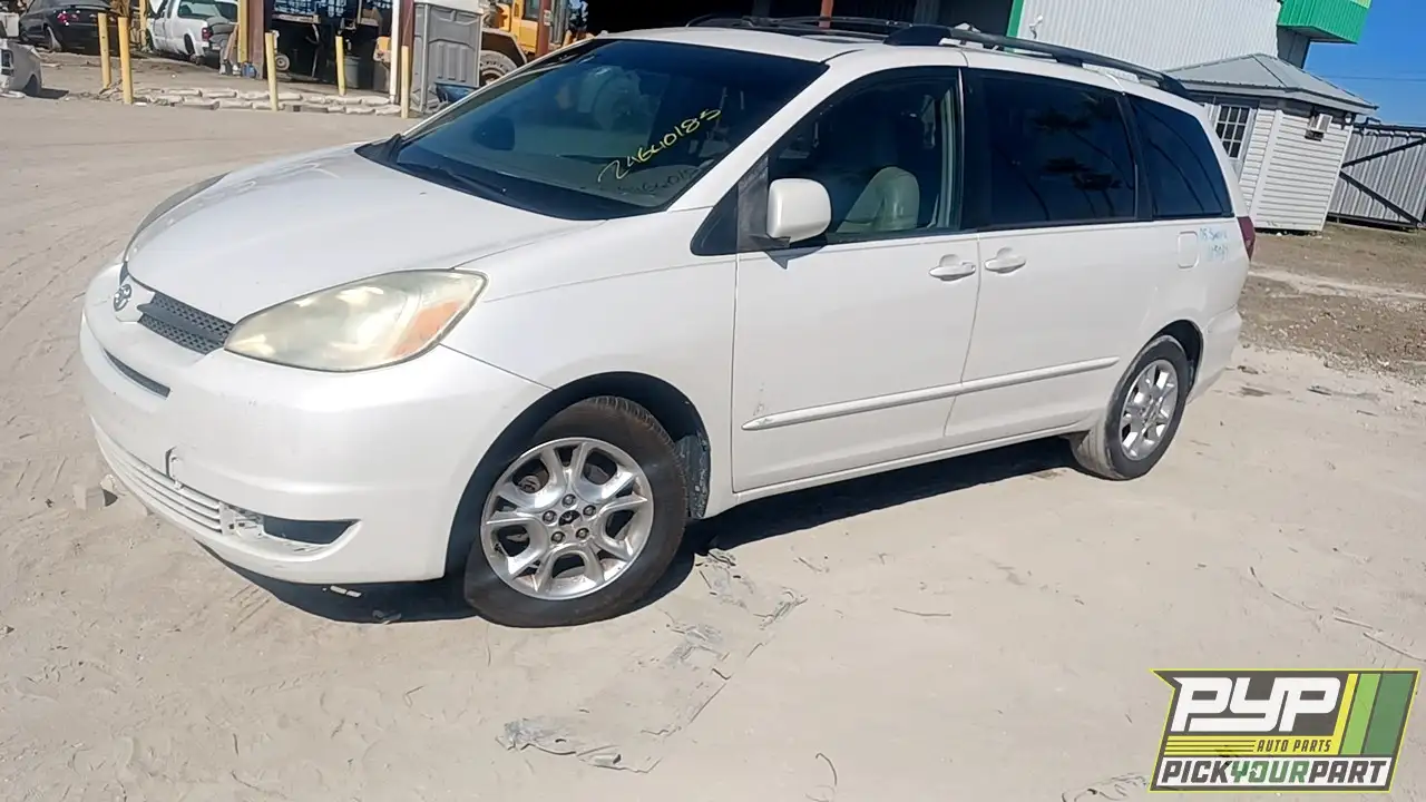 Photo of 2005 Toyota Sienna