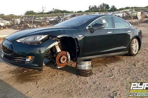 Photo of 2013 Tesla S