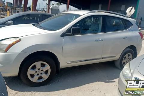 Photo of 2014 Nissan Rogue Select