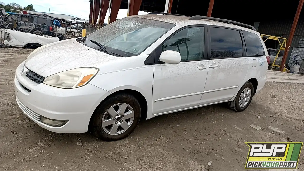 Photo of 2004 Toyota Sienna
