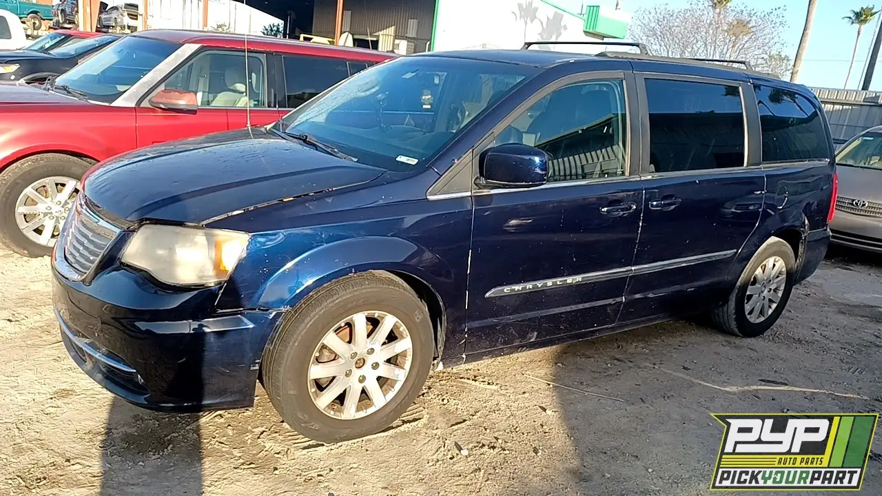 Photo of 2012 Chrysler Town & Country