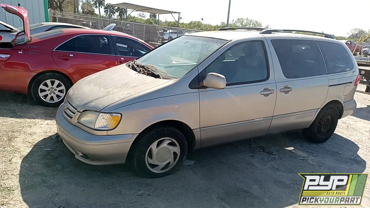 Photo of 2003 Toyota Sienna