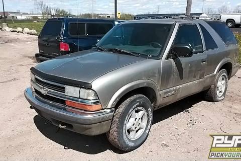 Photo of 2000 Chevrolet Blazer