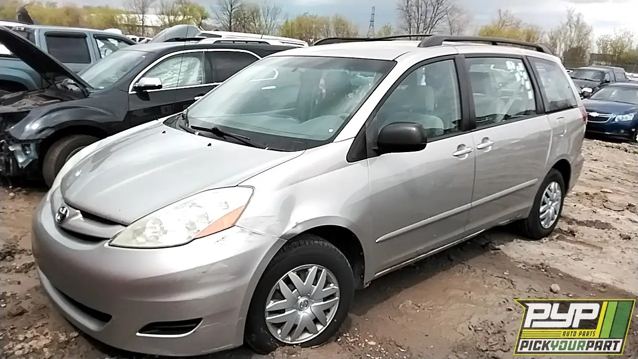 Photo of 2006 Toyota Sienna