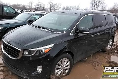Photo of 2015 Kia Sedona