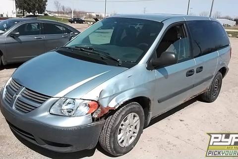 Photo of 2005 Dodge Caravan