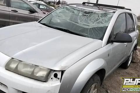 Photo of 2004 Saturn Vue
