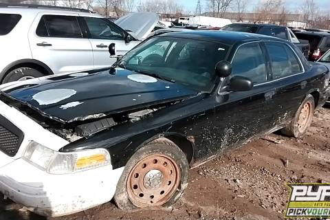 Photo of 2007 Ford Crown Victoria
