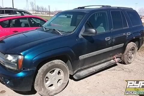 Photo of 2003 Chevrolet Trailblazer