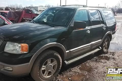 Photo of 2003 Ford Expedition