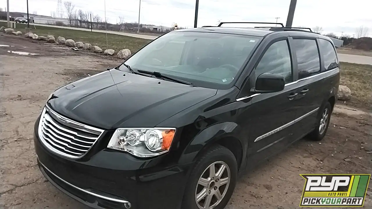 Photo of 2011 Chrysler Town & Country