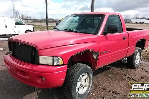 Photo of 2001 Dodge Ram 1500