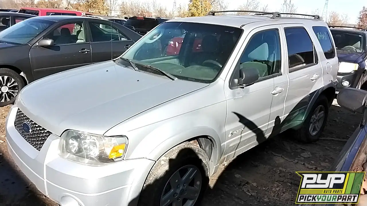 Photo of 2005 Ford Escape