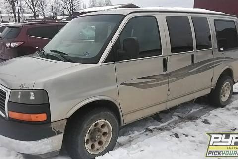 Photo of 2003 Gmc Savana 1500